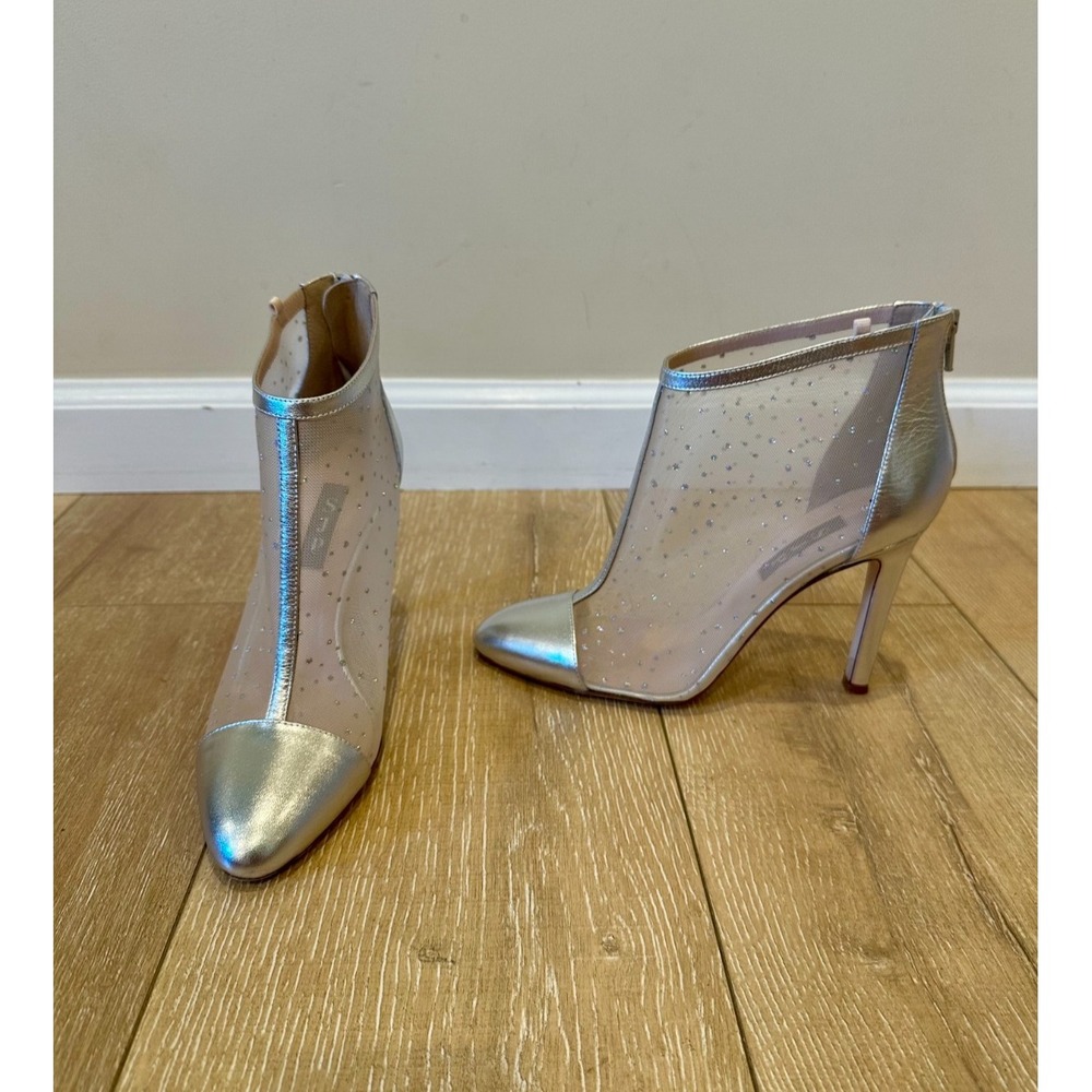 SJP by Sarah Jessica Parker "Glass" Crystal Mesh Silver Ankle Booties Sz 38 RARE